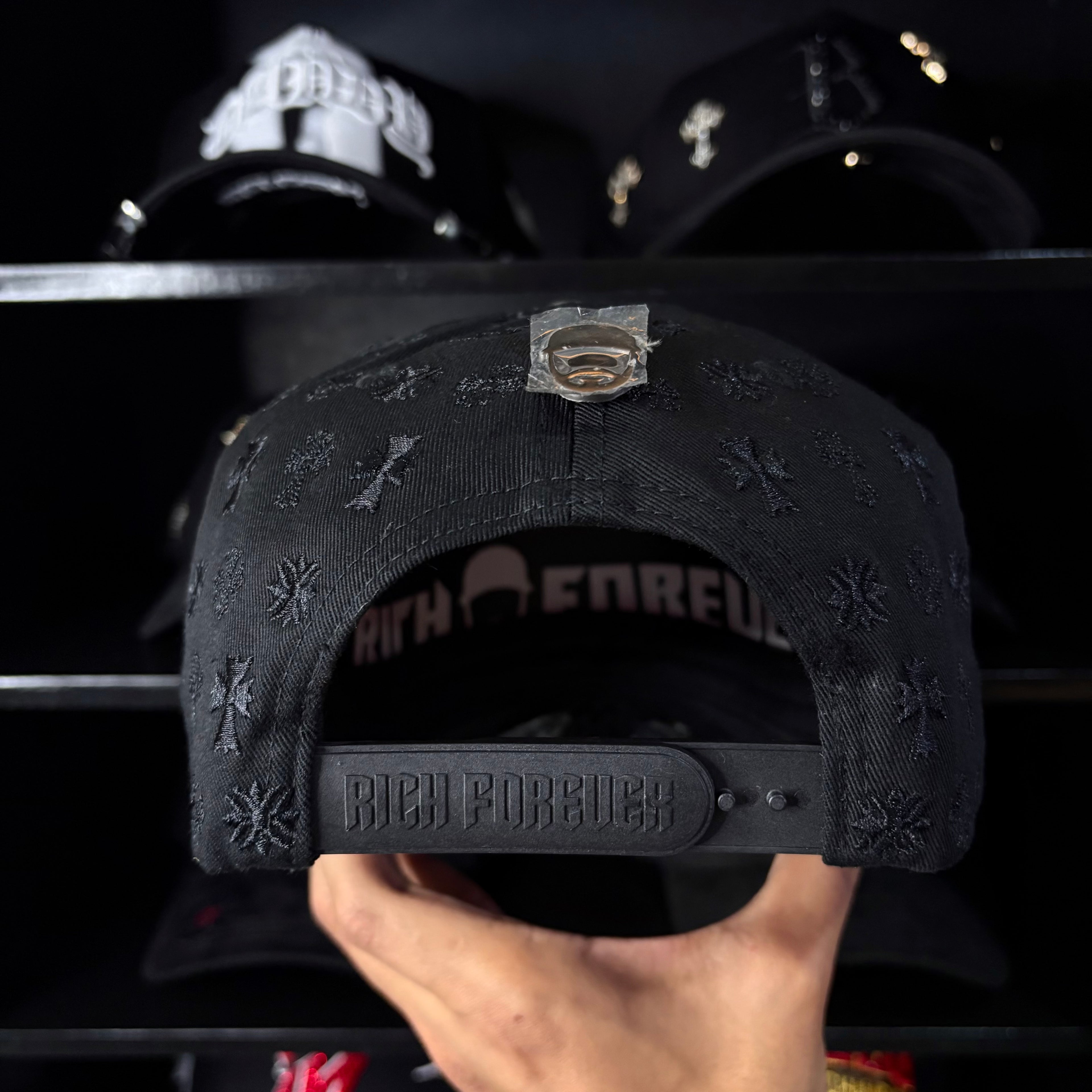 Barbas Hats “Blackout”