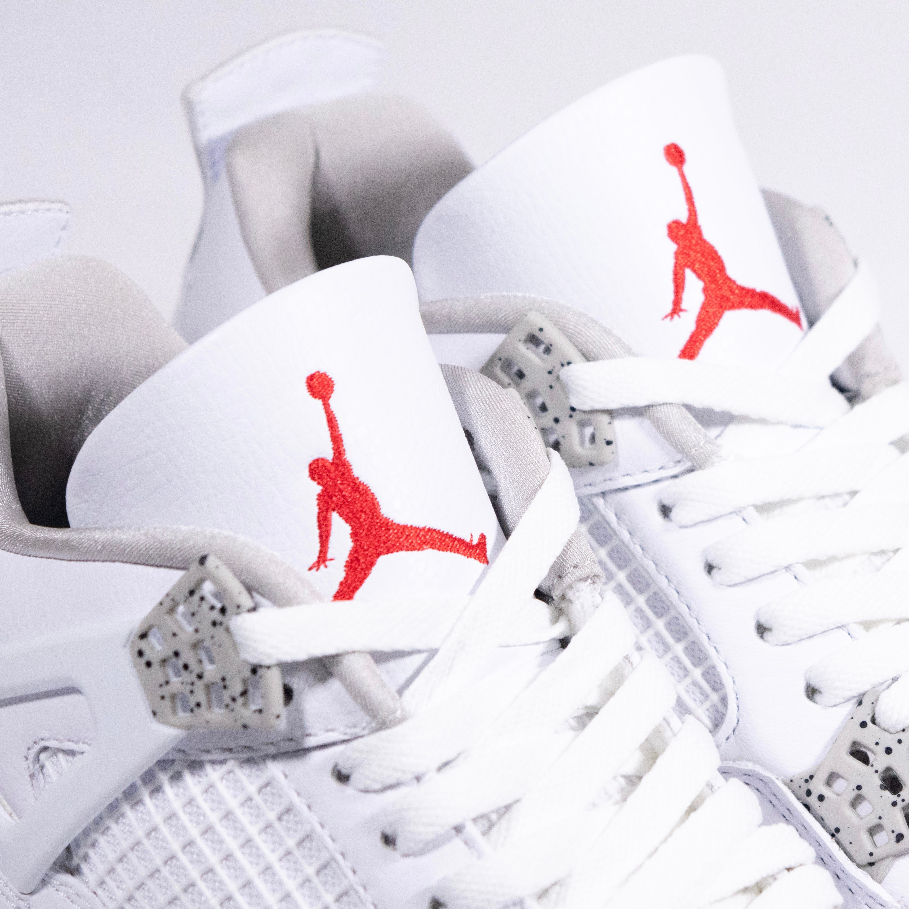 Air Jordan 4 Retro “White Oreo”