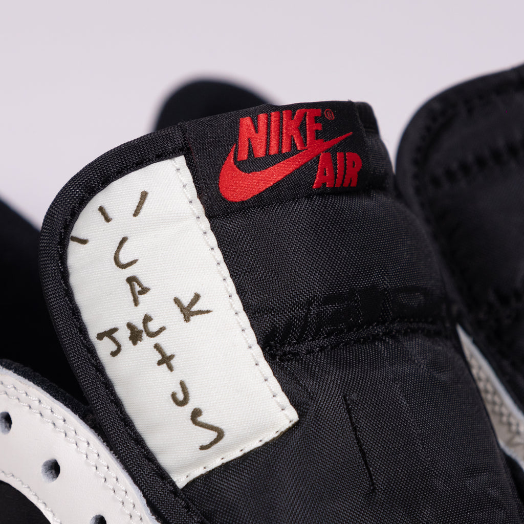 Jordan 1 Retro Low OG SP – Travis Scott Olive (W)