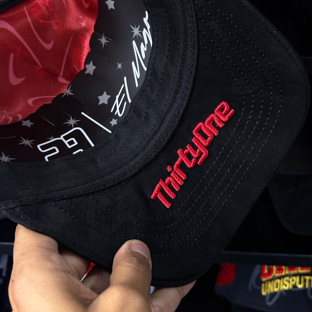 31 Hats “El Mago”