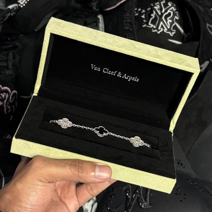 Van Cleef - Ónix & Diamantes Oro Blanco 14k