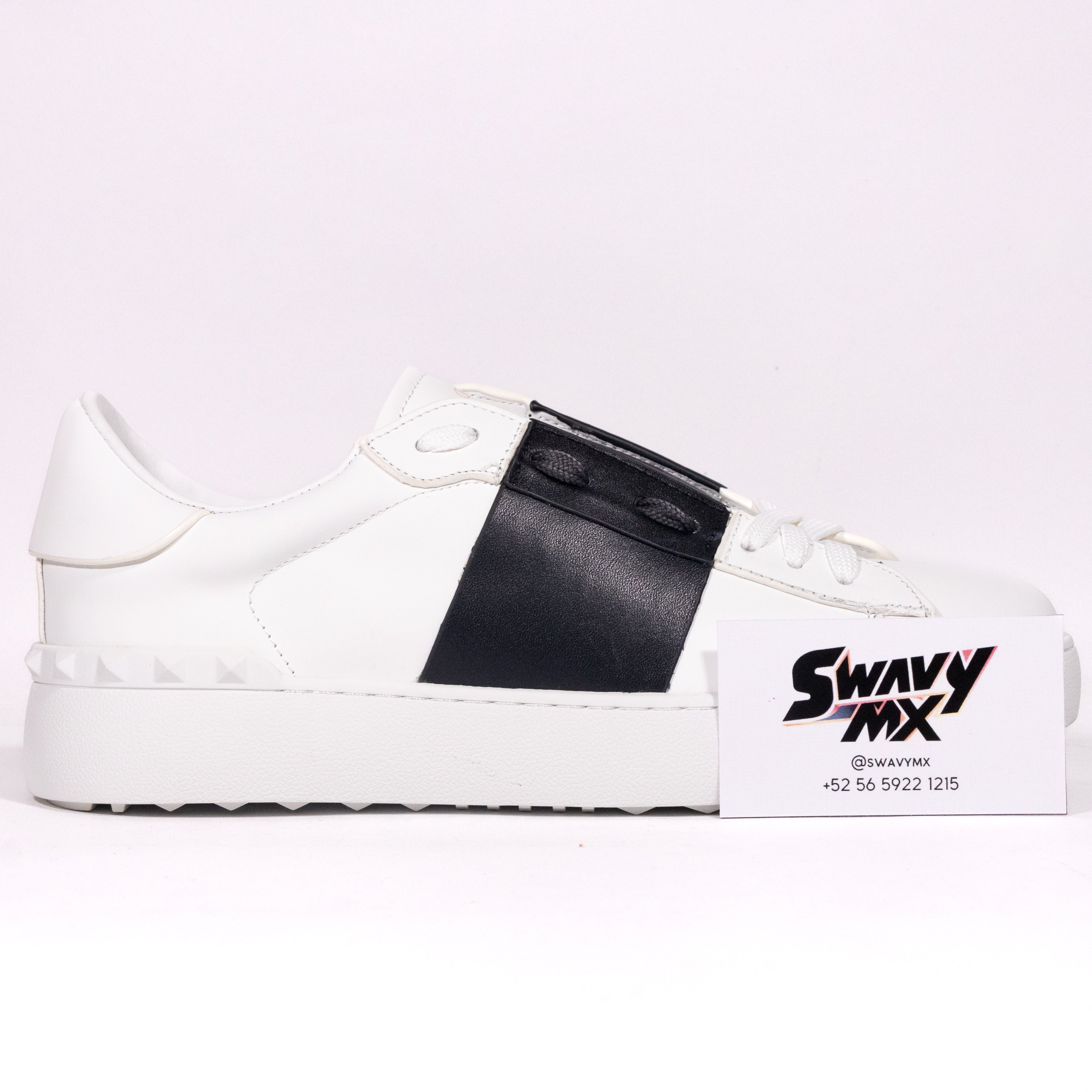 Valentino Garavani Open – White/Black Band