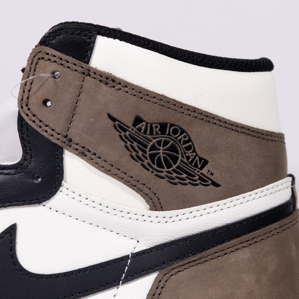 Air Jordan 1 High “Dark Mocha”