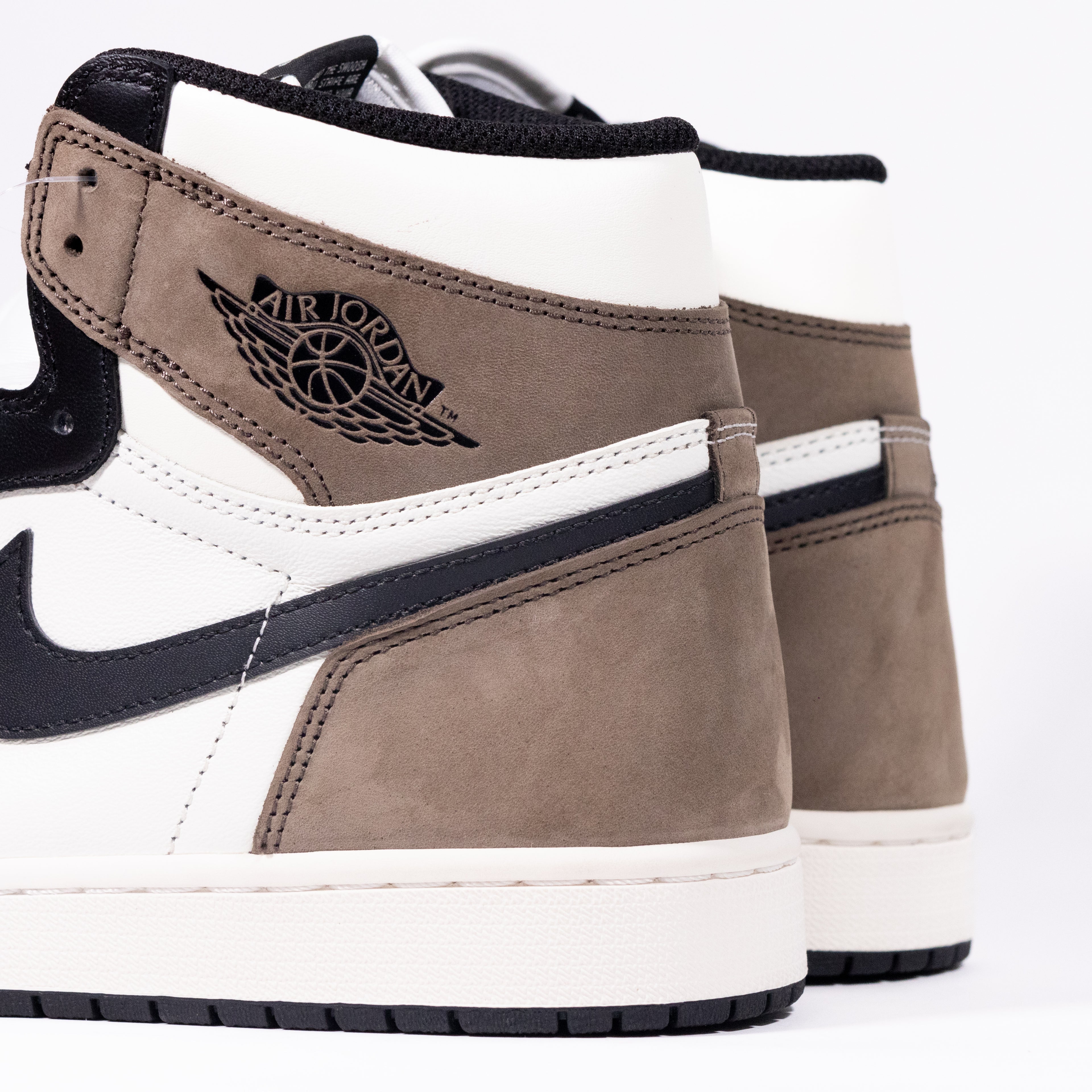 Air Jordan 1 High “Dark Mocha”